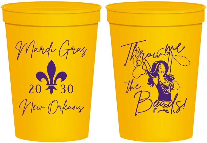 Personalized Mardi Gras 16 oz Stadium Cups - Throw Me The Beads | 190008