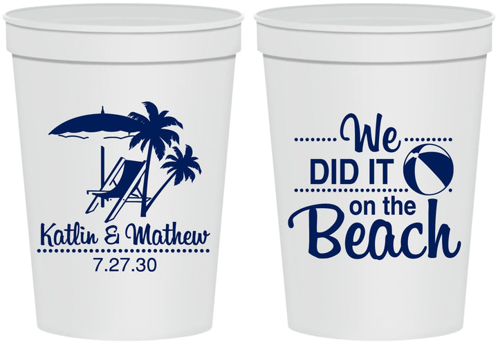 Personalized Wedding 16 oz Stadium Cups - We Did It On The Beach | 317