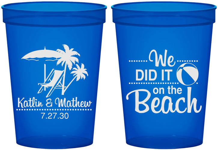 Custom Wedding 16 oz Translucent Cups - We Did It On The Beach | 317