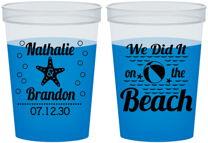Custom Wedding 16 oz Color Changing Cups - We Did It On The Beach | 287