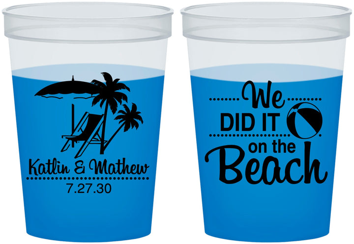 Custom Wedding 16 oz Color Changing Cups - We Did It On The Beach | 317
