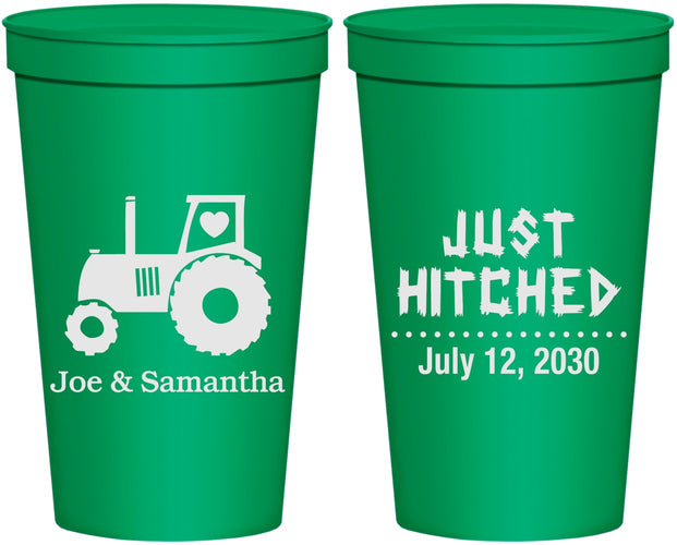 Personalized Wedding 22 oz Stadium Cups - Just Hitched Tractor | 429