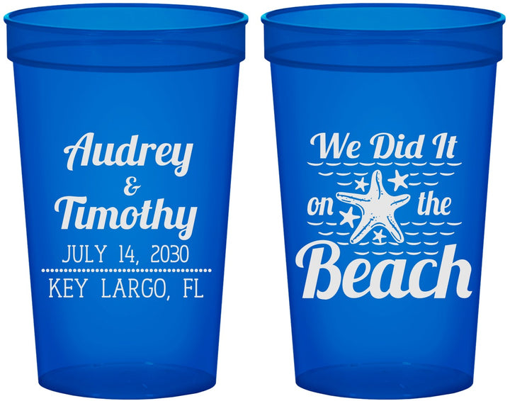 Custom Wedding 22 oz Translucent Cups - We Did It On The Beach | 294