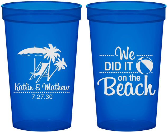 Custom Wedding 22 oz Translucent Cups - We Did It On The Beach | 317