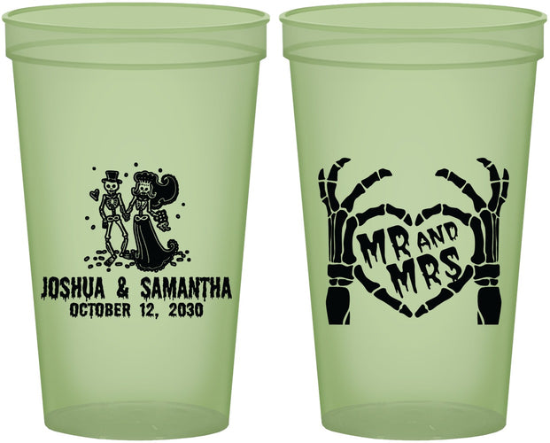 Custom Wedding 22 oz Glow In The Dark Cups - Mr And Mrs Skeleton | 204
