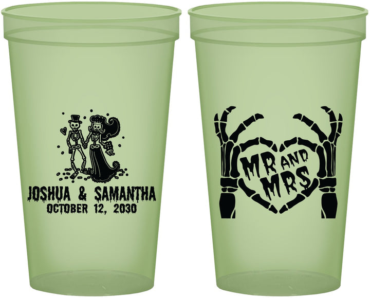 Custom Wedding 22 oz Glow In The Dark Cups - Mr And Mrs Skeleton | 204