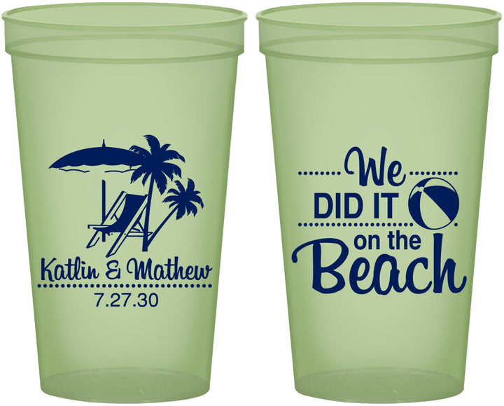 Custom Wedding 22 oz Glow In The Dark Cups - We Did It On The Beach | 317