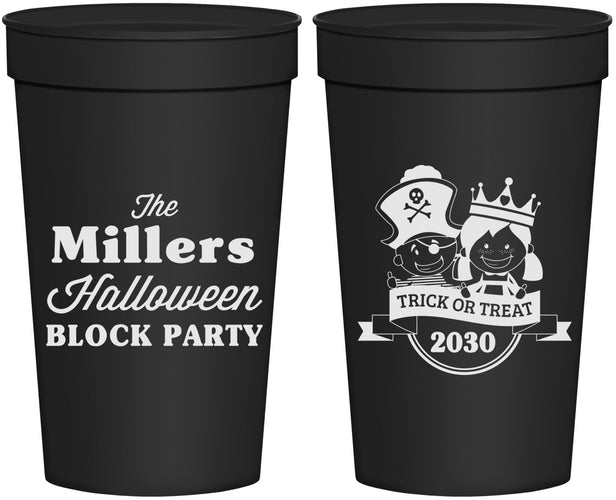 Personalized Halloween 32 oz Stadium Cups - Trick Or Treat | 250079