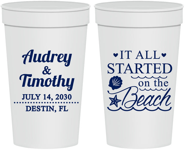 Personalized Wedding 32 oz Stadium Cups - Started On The Beach | 361