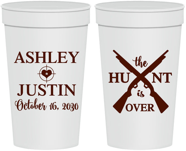 Personalized Wedding 32 oz Stadium Cups - The Hunt Is Over | 412