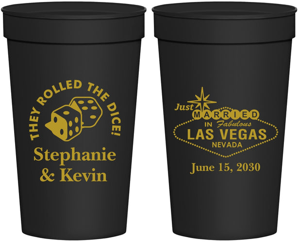 Personalized Wedding 32 oz Stadium Cups - Las Vegas | 455